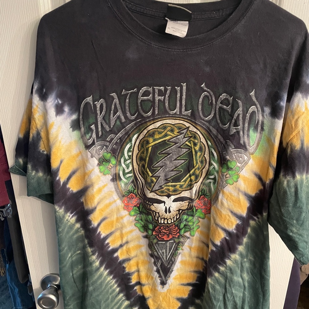 Liquid Blue Grateful Dead Irish Shirt XL mens